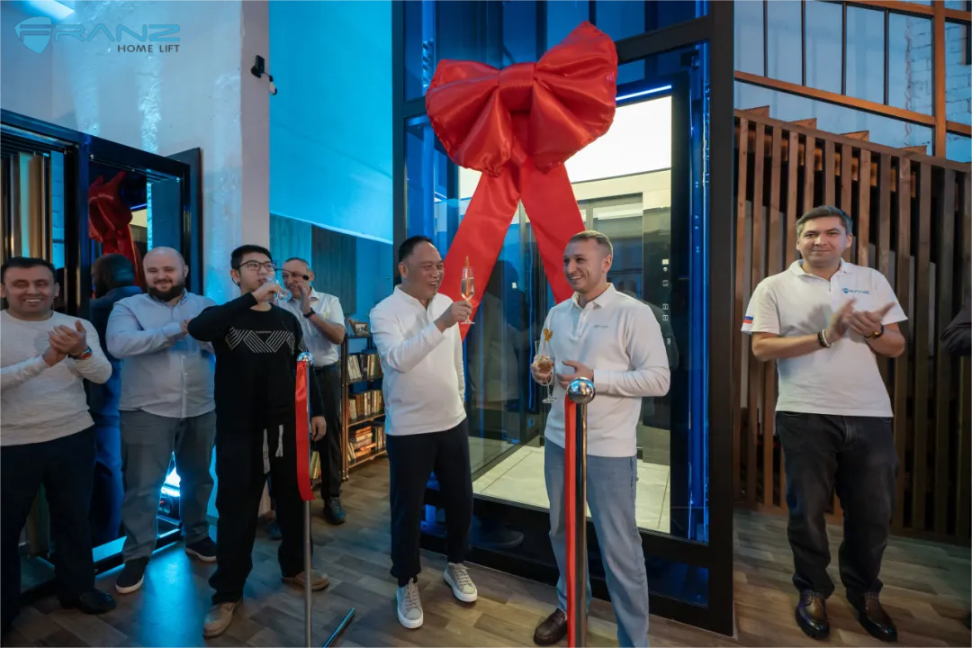 弗朗茨别墅家用电梯_别墅电梯设计_高端别墅家用电梯品牌弗朗茨